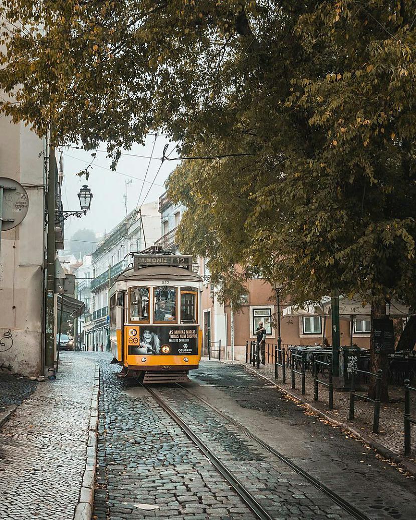  Autors: ALISDZONS Vecais tramvajs <3