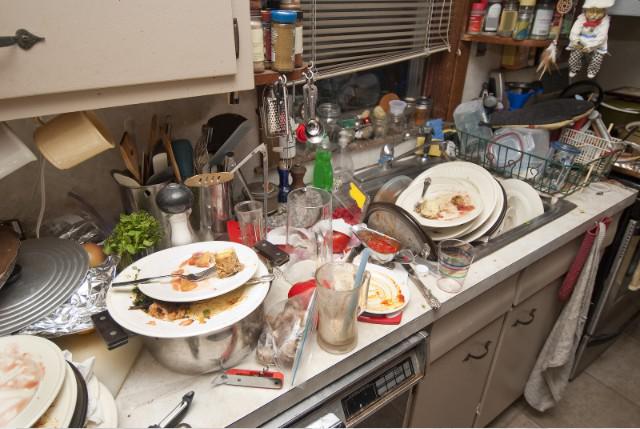 Bāc Autors: Vuigi Ko darīt jā negribas,mazgāt traukus?