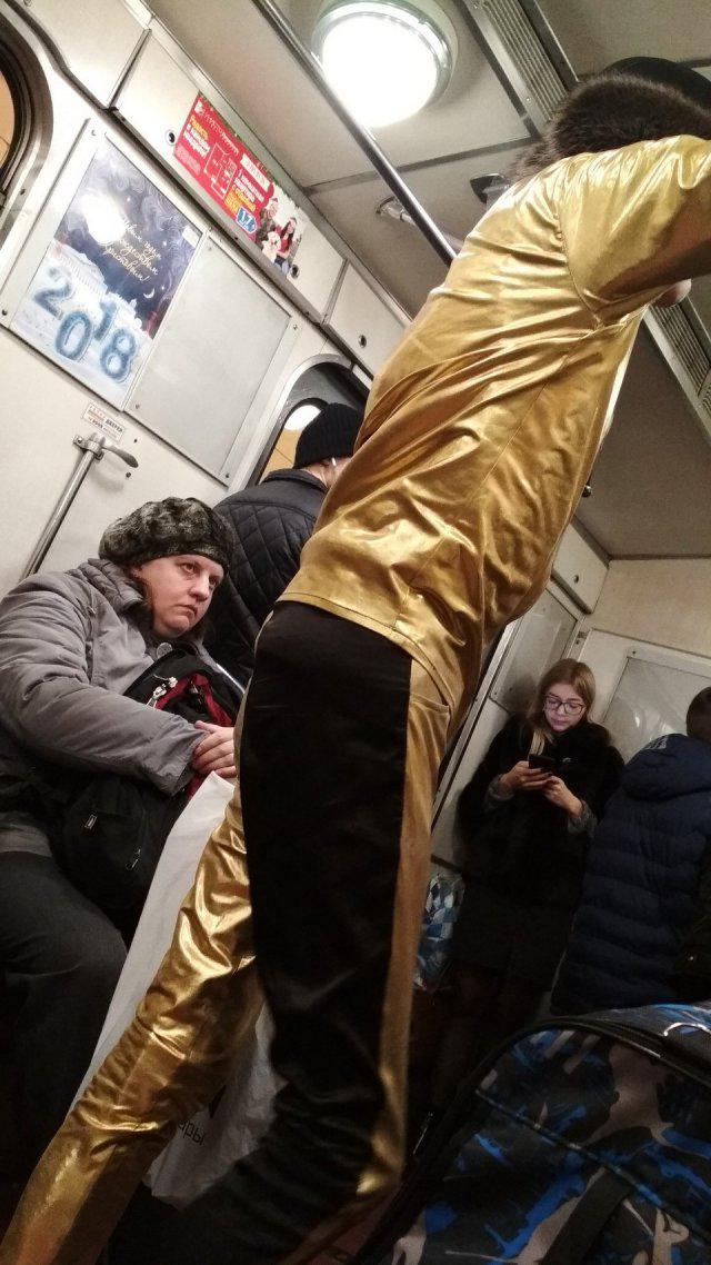 Zelts Autors: Latvian Revenger Krievijas metro - visstilīgākie cilvēki mīt šeit!