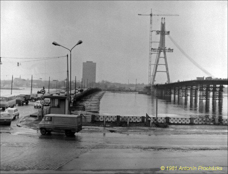 1981 gada marts Autors: ĶerCiet Bildes no Vanšu tilta celtniecības 1977/81. gadā