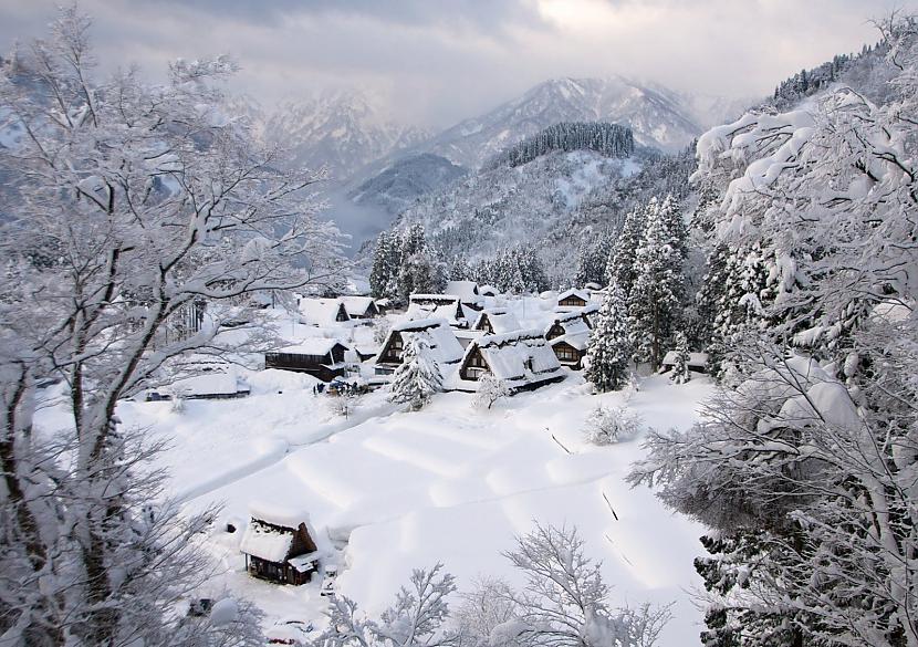Gokajama Japāna Autors: matilde 24 pasakainas vietas, kuras ir vērts apmeklēt arī mūsdienās