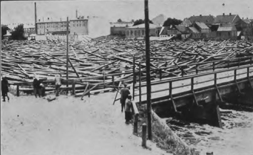 Bauskas plūdi 1928gadāPlūdus... Autors: Testu vecis Brangākie plūdi Latvijas vēsturē