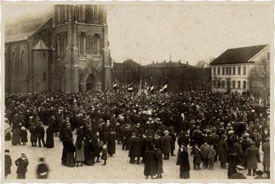 Attēlā 1918gada 24novembris ... Autors: GargantijA Pirms 100 gadiem Latvijā