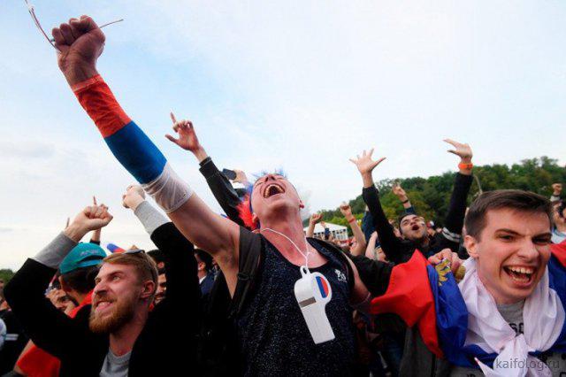 Tad tāpēc Krievija uzvarēja... Autors: Latvian Revenger Ak, šie krievu futbola fani