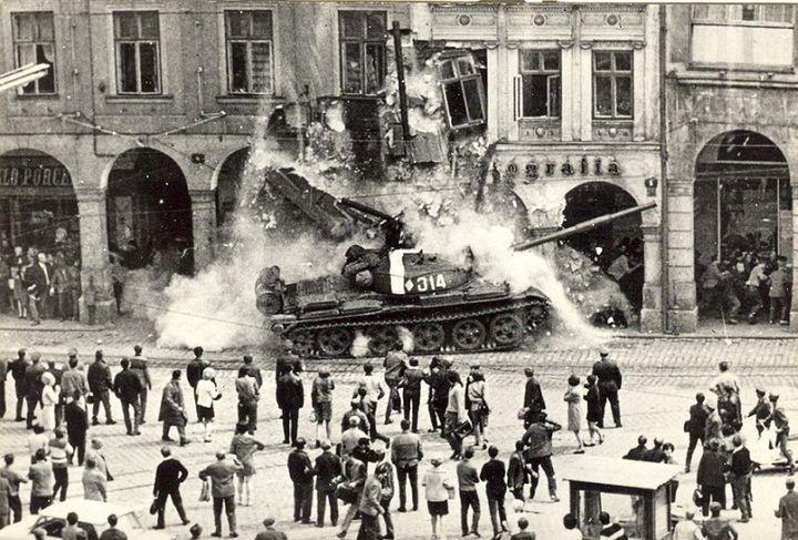 Padomju Savienības tanks... Autors: Geimeris Vēsturiski attēli, kurus iepriekš nebūsi redzējis! [2]