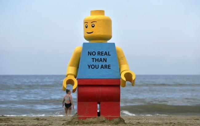 LEGO... Autors: Ciema Sensejs 11 Dīvainākās lietas, kas izskalotas krastā