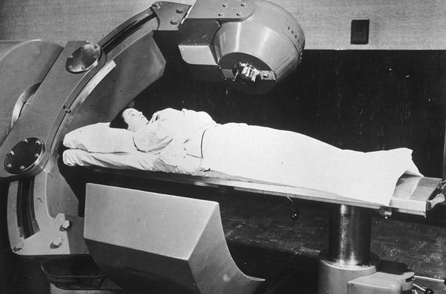 1950 gads sieviete cīnas pret... Autors: Altenzo Medicīnas ierīces 1900-tajos gados
