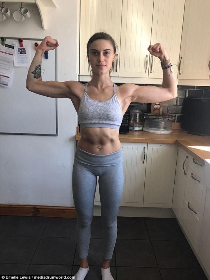 Viņa pieņēma lēmumu uzņemt... Autors: Bitchere Anorektiķes atzīšanās: Kā Instagrams izglāba manu dzīvību