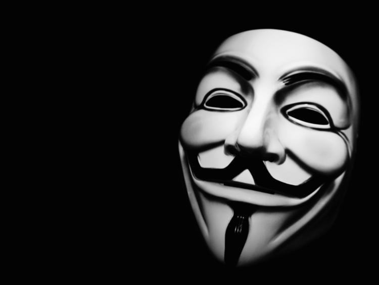 Anonymous pret PayPal2010 gadā... Autors: Latvian Revenger Kas ir DDoS uzbrukums un kas no tā ir cietis visvairāk?
