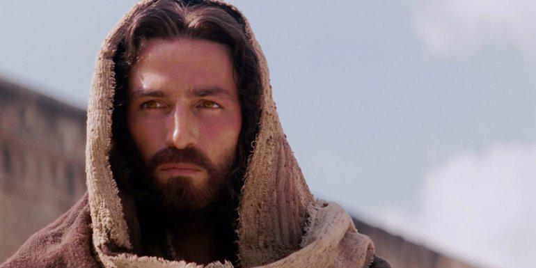 Kristus augšāmcelšanās... Autors: ĶerCiet 25 pārsteidzoši fakti par slavenām filmām un aktieriem, kurus mēs pat nenojautām