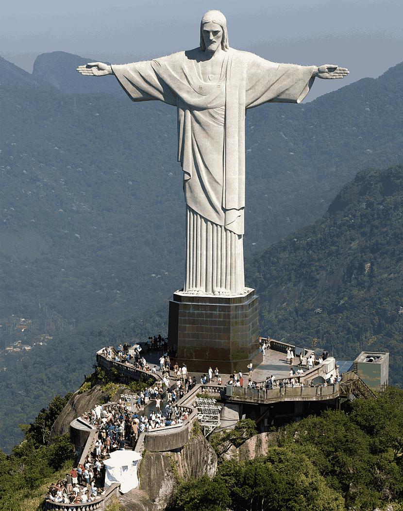 Kristus Pestītāja statuja Tā... Autors: S1NTA 10 brīnumainas un neparastas pasaules vietas