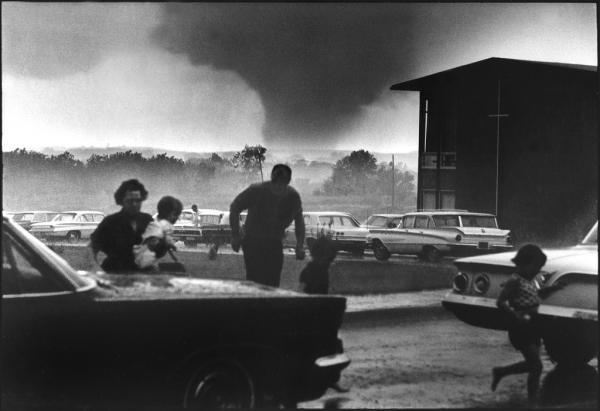 1966 gada Topīkas tornado... Autors: Testu vecis Tornado lielpilsētās