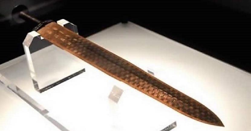Tiescaroni zobens augstais... Autors: Lestets "Gou Jian" zobens: 2500 gadus vecs atradums, kas ir tikpat ass kā sendienās