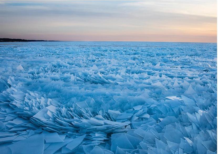 Ledus Mičiganas ezerā izskatās... Autors: The Diāna 21 skaists attēls, ko redz tikai vienu reizi dzīvē