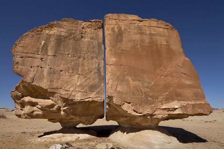 Saūda Arābijā ir milzīgs... Autors: Lestets 19 fotogrāfijas, kas var likties kā atklāsme