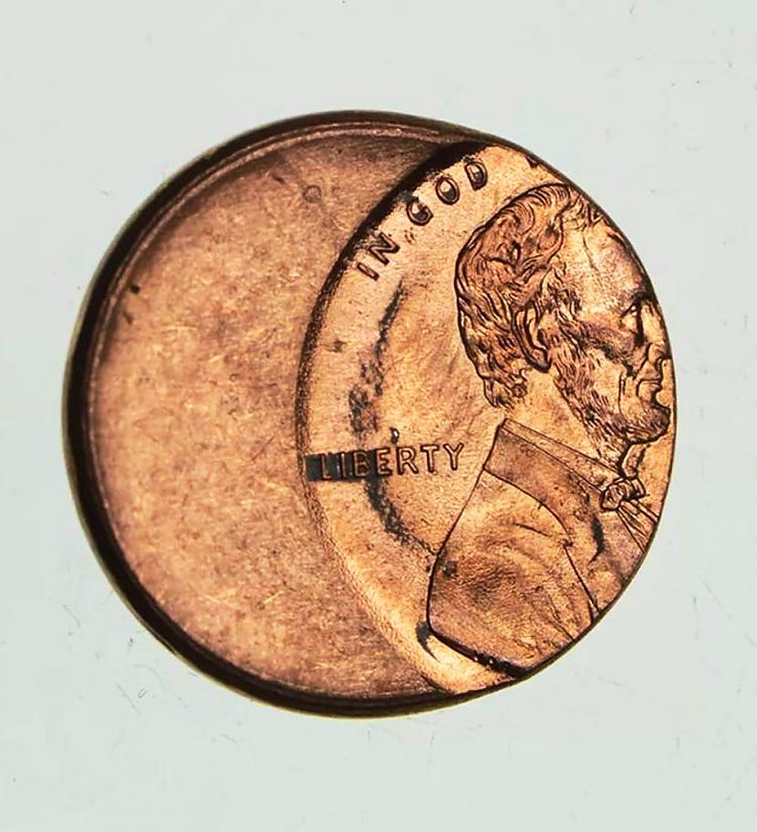 Kļūdaini iespiesta 1 centa... Autors: Lestets Fotogrāfijas, par kurām var nedaudz aizdomāties