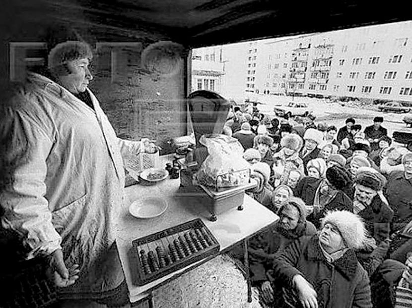 80to beigas tirgoscaronanās uz... Autors: Lestets Fotogrāfijas, kas bija aizliegtas PSRS
