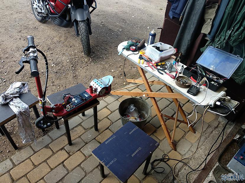 Esmu pusceļā Autors: 76martini Atjaunojam vecu elektrisko skrejriteni