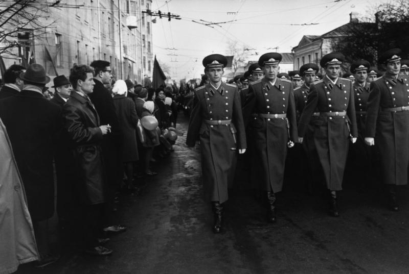 nbspParādes tādu bija... Autors: Lestets 27 PSRS reālās dzīves fotogrāfijas