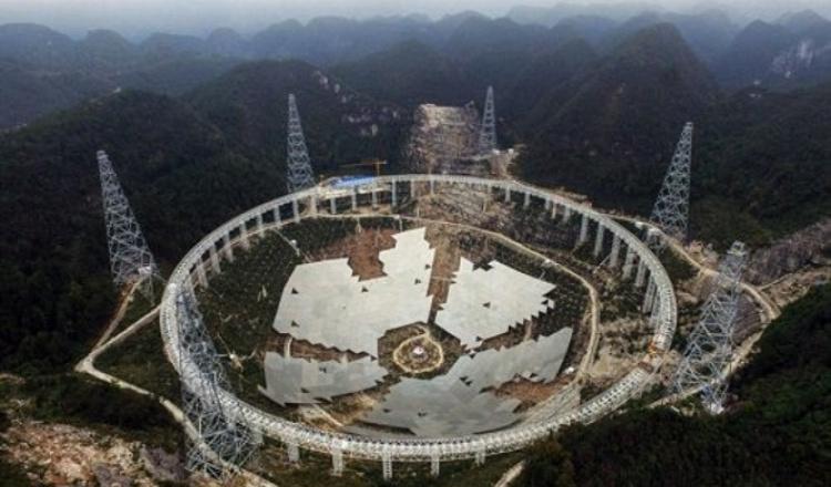  Radioteleskops FAST Autors: Fosilija 10 satriecoši dārgi arhitektūras projekti Ķīnā (20 foto)