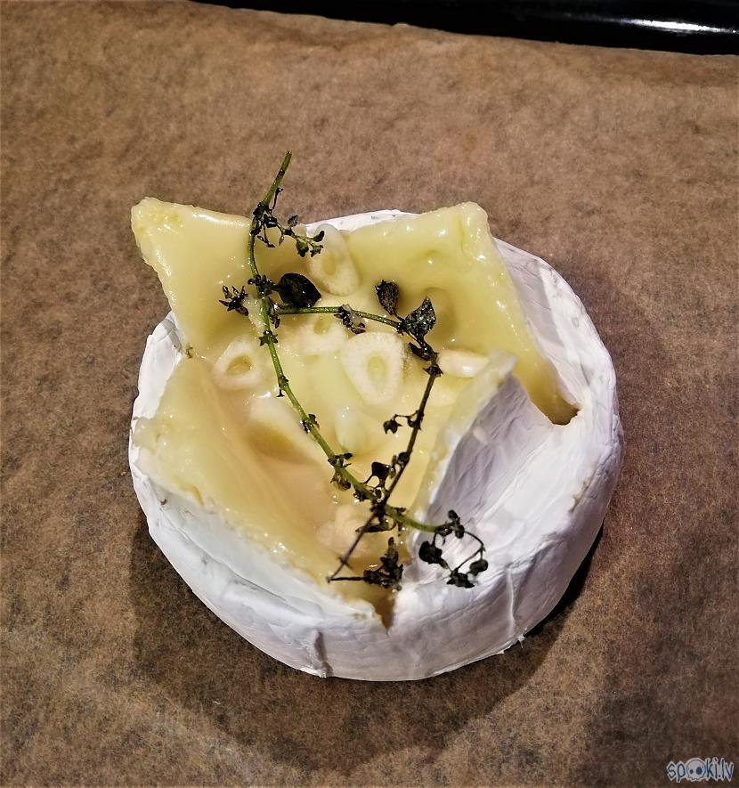 Atloka sieru pa griezuma... Autors: millers "Zacene" pie vīnogu sulas