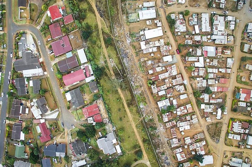 Petermaritsburga Dienvidāfrikā Autors: antoanns Bagātības un nabadzības salīdzināšana bildēs