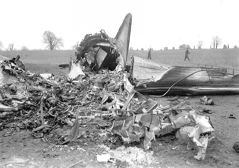 American Airlines reiss 1... Autors: Testu vecis Komerciālo lidaparātu katastrofu bildes (Četrdesmitie)