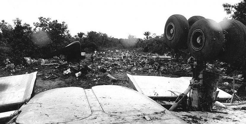 Surinam Airways reiss 764... Autors: Testu vecis Komerciālo lidaparātu katastrofu bildes (Astoņdesmitie) 1986.-1989.g