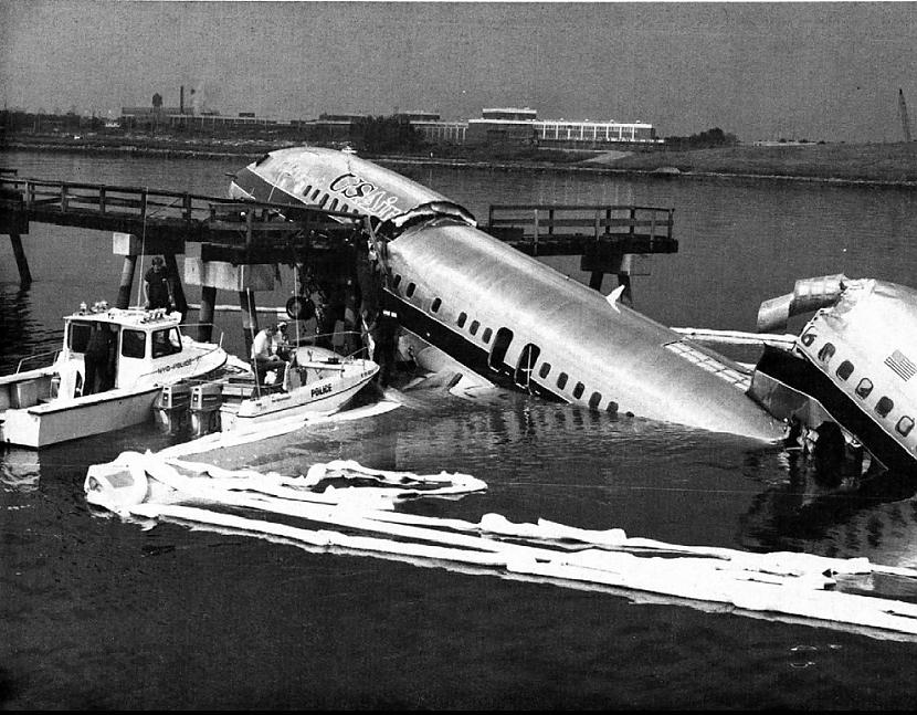 USAir reiss 5050 1989gada... Autors: Testu vecis Komerciālo lidaparātu katastrofu bildes (Astoņdesmitie) 1986.-1989.g