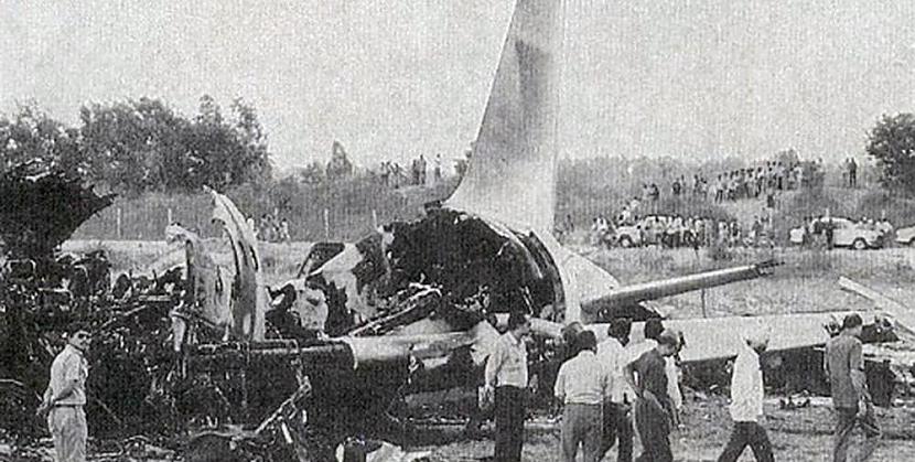Indian Airlines reiss 605... Autors: Testu vecis Komerciālo lidaparātu katastrofu bildes (Deviņdesmitie) 1990.-1994.g