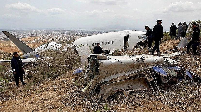 EgyptAir reiss 843 2002gada... Autors: Testu vecis Komerciālo lidaparātu katastrofu bildes (Divtūkstošie) 2000.-2003.g