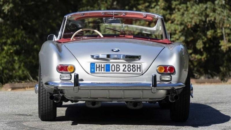  Autors: Zibenzellis69 Ārprātīgi rets 1958. gada Bavārijas BMW 507 rodsters,kura vērtība ir 2,5 miljoni