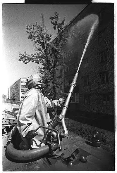 1986 gada maijs pēc aptuveni... Autors: Zibenzellis69 Pirmās Černobiļas fotogrāfijas pēc kodolkatastrofas, 1986. Gada 26. Aprīlis
