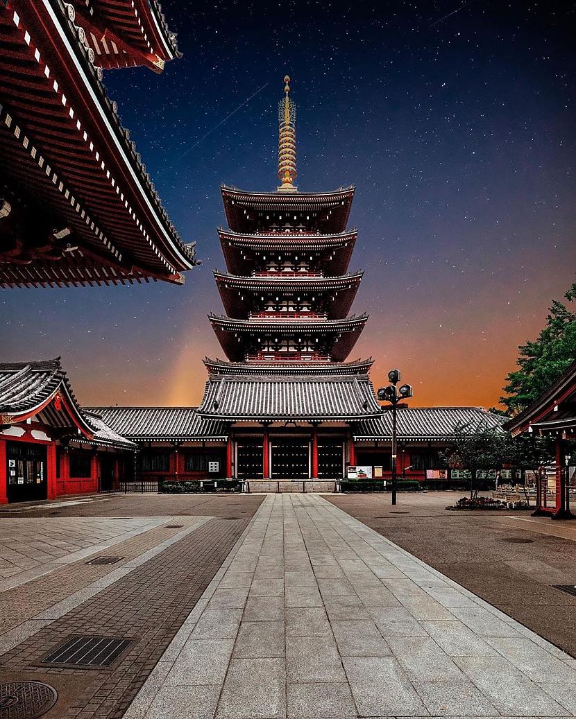 Sensoji templis Tokija Japāna... Autors: Zibenzellis69 Pārsteidzošā Austrumu tempļu arhitektūra, kas priecē ar savu oriģinalitāti