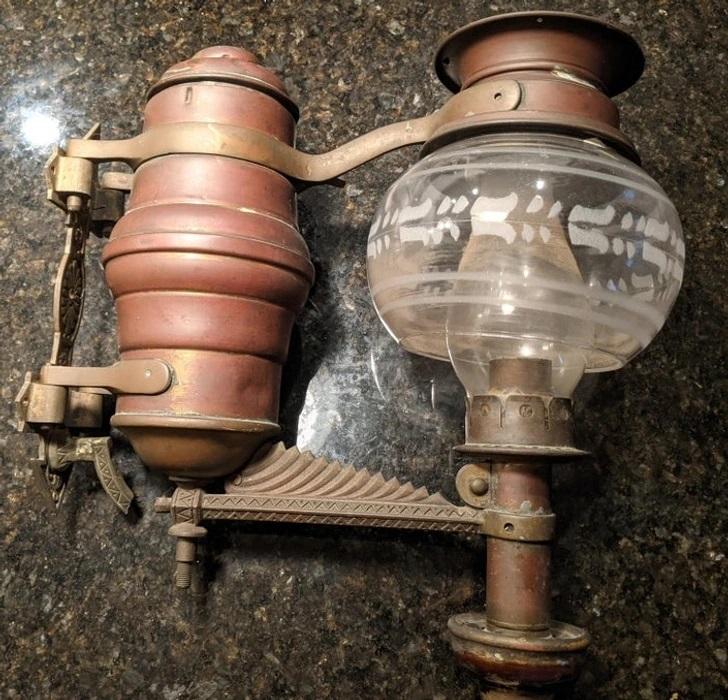 ldquoDīvaina eļļas lampa ar... Autors: Lestets 16 dīvainas lietas, ko interneta lietotāji varēja bez grūtībām identificēt