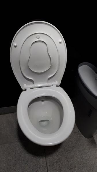 Dubultais tualetes sēdeklisKad... Autors: Zibenzellis69 19 unikāli izgudrojumi, kas ir Nobela prēmijas cienīgi