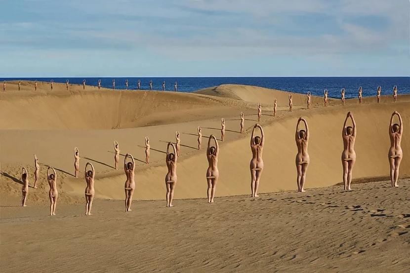 Kāpas Autors: Zibenzellis69 Spāņu fotogrāfe izmanto cilvēku ķermeņus, lai radītu ekstravagantus attēlus