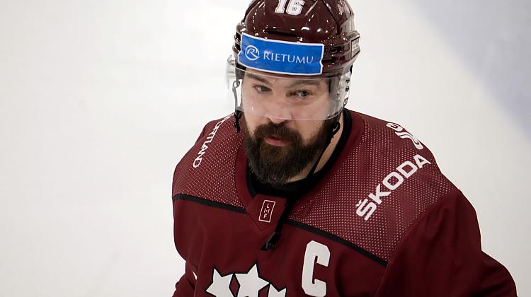 Tests: Vai atpazīsti Latvijas izlases hokejistus, kuri ir bijuši kapteiņi?