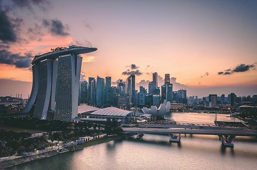 SingapūraSingapūra ir slavena... Autors: Lestets 10 pasaules labākās pilsētas, kur dzīvot
