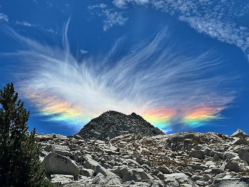 Circumhorizontal arc virs... Autors: Zibenzellis69 Fotogrāfiju izlase, kuras var raksturot ar vārdiem: “Ko tādu bieži neredzēsi”